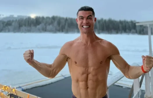 Cristiano Ronaldo desafia -8°C na Lapônia e envia mensagem de Natal aos fãs