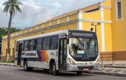 Após denúncia de dívida milionária, Prefeitura de Caucaia e empresa assinam acordo para garantir ônibus de graça até o fim do ano