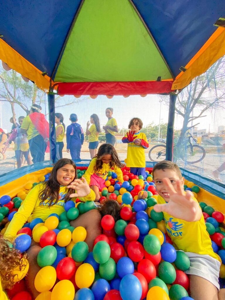 Instituto Povo do Mar celebra o Natal com festa especial para crianças