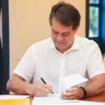 Evandro Leitão firma parceria com universidade para estágio supervisionado de Medicina em Fortaleza