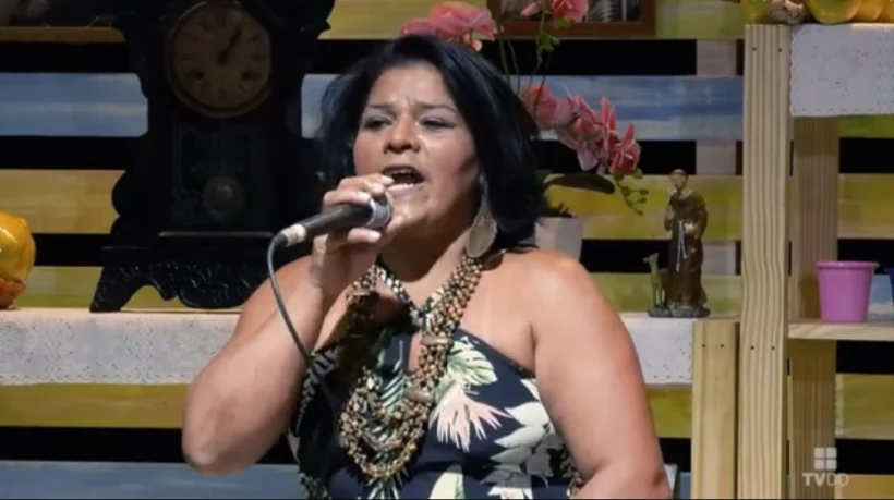 Morre aos 53 anos a cantora e percussionista Francy Castro, referência do samba no Ceará