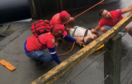 Jovem é socorrida após escorregar à beira de precipício ao tirar foto no açude Orós, no Ceará