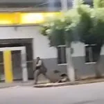 Assalto a banco: policiais cercam agência e dupla de criminosos é presa em Massapê/CE