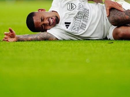 Arsenal confirma lesão e Gabriel Jesus vai passar por cirurgia no joelho