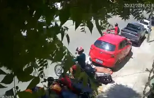 Moto é roubada em poucos segundos no bairro Aldeota; câmera registra ação criminosa