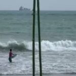 Corpo sem cabeça é achado boiando no mar da praia da Leste-Oeste