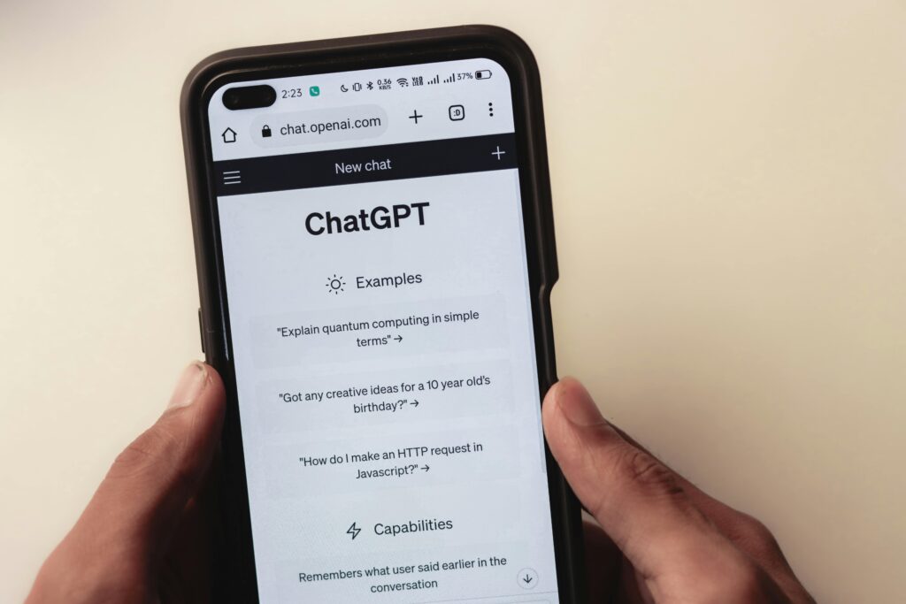 Usuários reclamam no X de instabilidade no ChatGPT nesta quinta-feira (23)