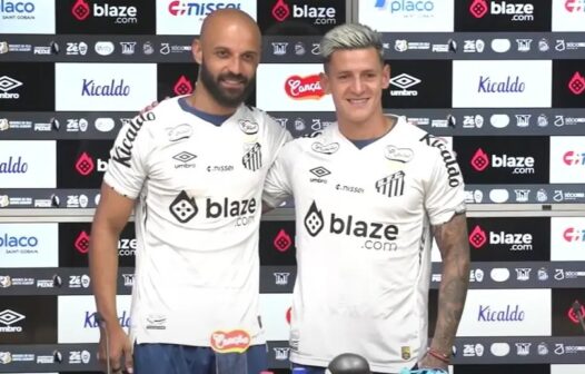 Santos apresenta Thaciano e Léo Godoy como reforços para a temporada 2025