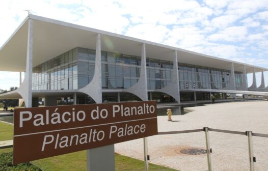 21 obras danificadas durante o 8 de janeiro voltarão a ser expostas no Palácio do Planalto