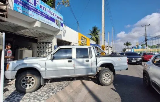 Polícia Civil prende dupla após perseguição e recupera veículo usado em assaltos