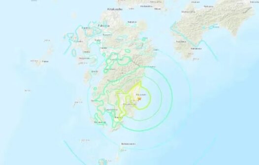 Terremoto de magnitude 6,9 abala o sudoeste do Japão, seguido por alertas de tsunami