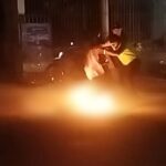 Pedestre com galão de gasolina é atropelado e sofre queimaduras graves em Fortaleza; vídeo