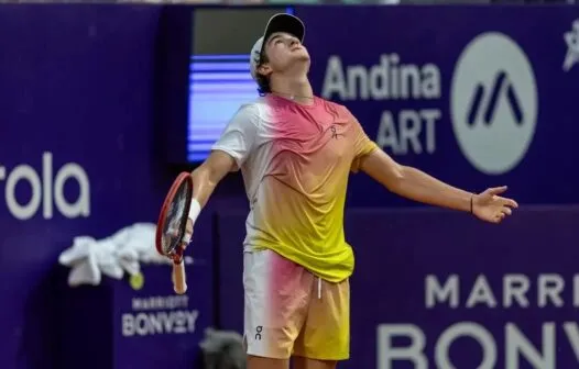 Tenista brasileiro João Fonseca faz história e vence ATP 250 na Argentina