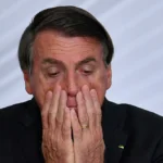 Deputados do PT querem que STF mande Bolsonaro usar tornozeleira eletrônica por risco de fuga