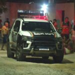 Pai e filho são mortos a tiros e menina de 9 anos é baleada no Curió, em Fortaleza