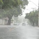 Fortaleza registra 74,2 milímetros de chuva desde a meia-noite desta sexta-feira (28)