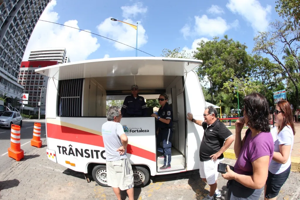 AMC disponibiliza unidade móvel no Bairro de Fátima para emissão de credenciais de estacionamento