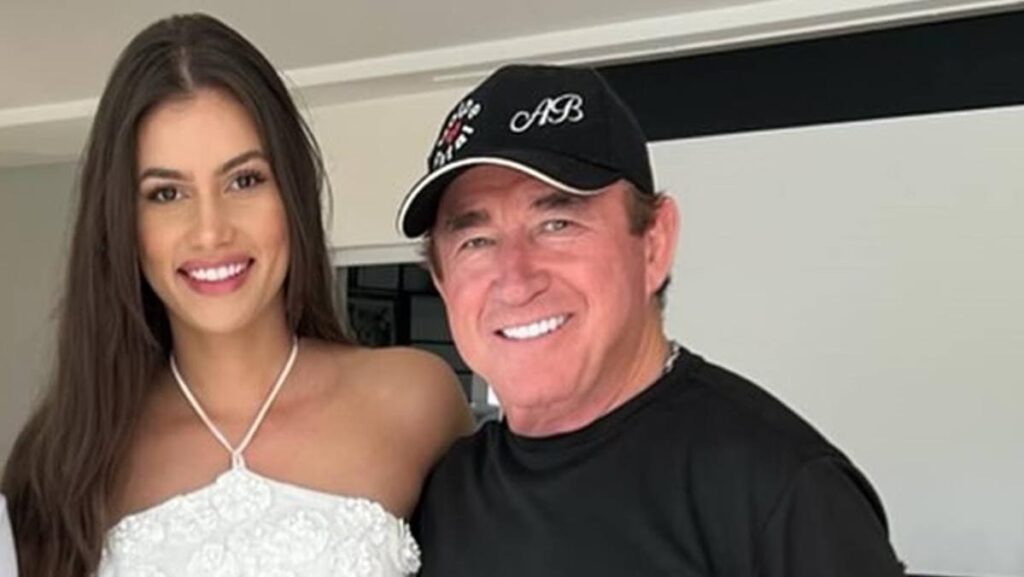 Amado Batista anuncia casamento com Miss Universo Mato Grosso