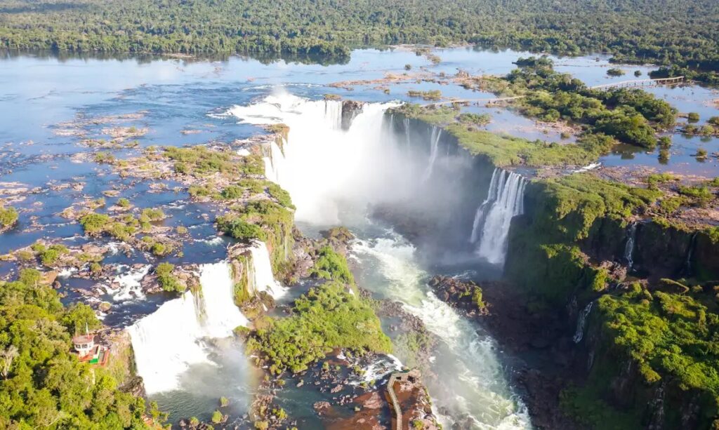 Disputa judicial pode fazer com que Cataratas do Iguaçu mudem de dono