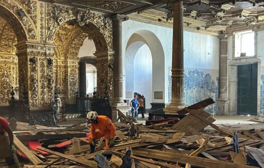 Teto de ‘igreja de ouro’ em Salvador desaba e mata turista