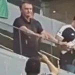 Torcedores vascaínos hostilizam Bolsonaro em estádio de Brasília: “uh, vai ser preso!”