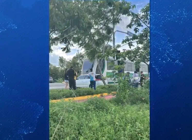 Colisão entre carro de passeio e VLT é registrada em Sobral (CE); não há feridos