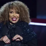 Roberta Flack, voz de “Killing Me Softly”, morre aos 88 anos