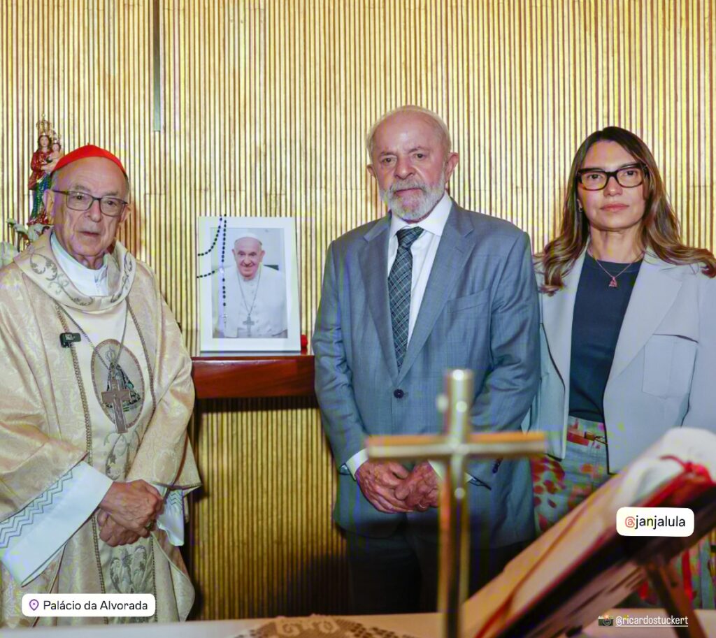 Lula e Janja participam de missa pela saúde do Papa Francisco em Brasília