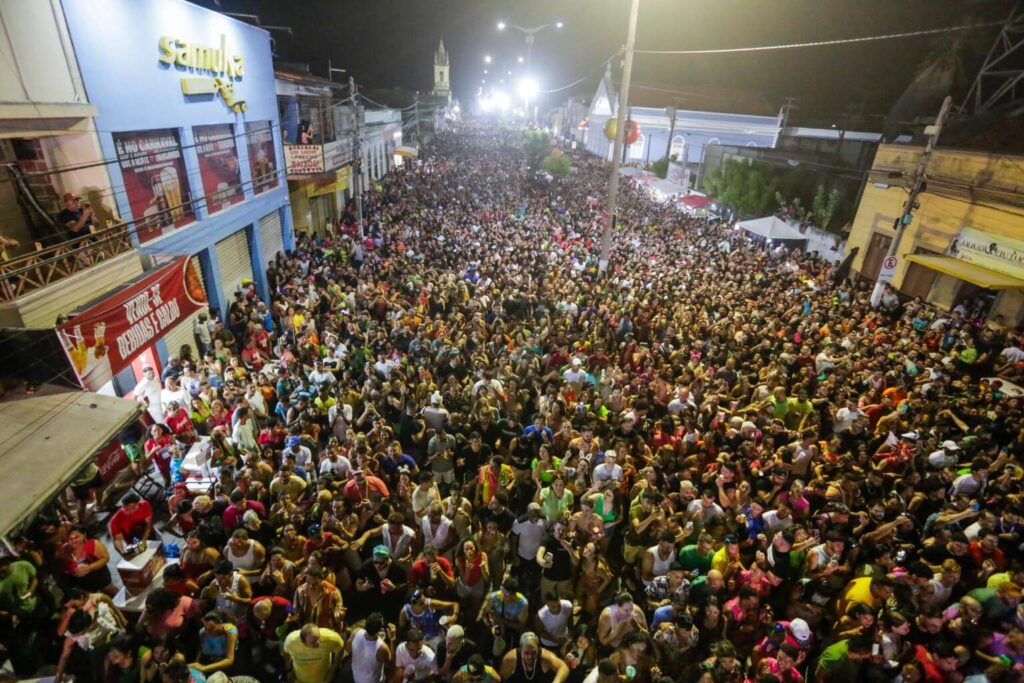 Carnaval no Ceará deve gerar R$ 744,2 milhões e impulsionar a economia do estado, aponta Secretaria de Turismo