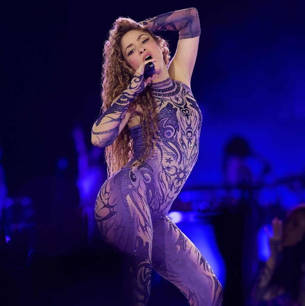 Shakira é internada e cancela show no Peru após dores abdominais