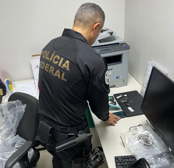 PF prende suspeito de vender arquivos com abusos sexuais contra ciranças e adolescentes em Fortaleza