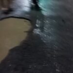 Após forte chuva, cratera surge na Avenida Silva Jatahy, em Fortaleza