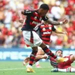 Flamengo é bicampeão carioca após empate sem gols com o Fluminense