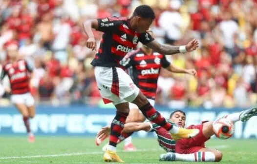 Flamengo é bicampeão carioca após empate sem gols com o Fluminense