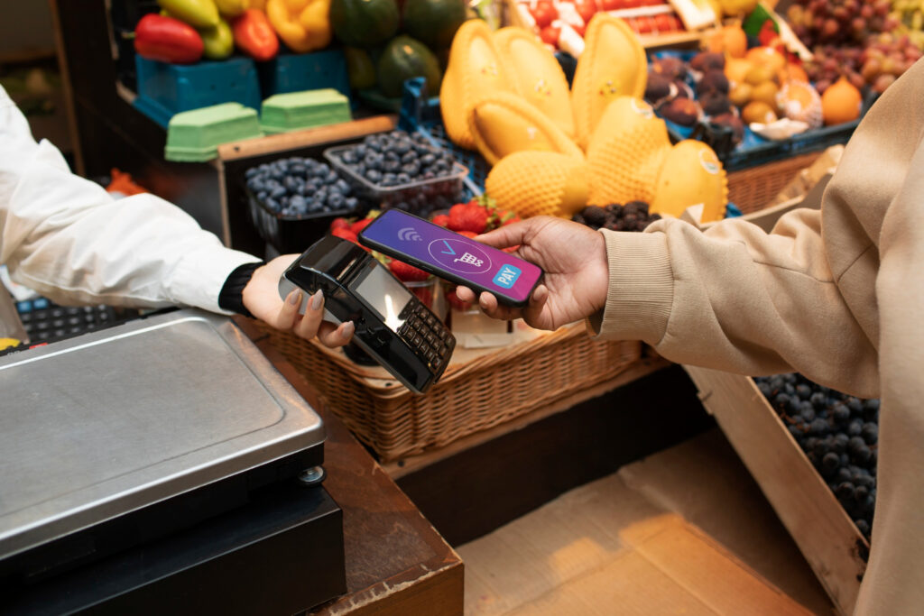 Supermercados têm dificuldades para contratar e acendem alerta sobre atração de talentos