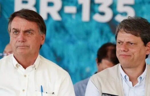 Bolsonaro diz que Tarcísio será testemunha em denúncia da PGR: ‘Amigo particular’