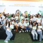 Mais de 5 mil estudantes do Litoral Norte do Ceará recebem tablets 