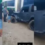 VLT e carro de passeio colidem em passagem de nível em Fortaleza