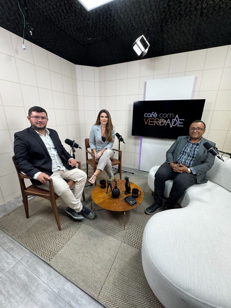 RC e a direita, e Girão governador; Café com Verdade já está no ar