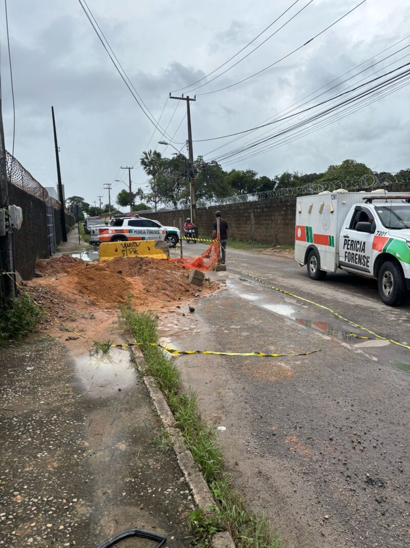 Corpo em estado de decomposição é encontrado dentro de bueiro em Fortaleza