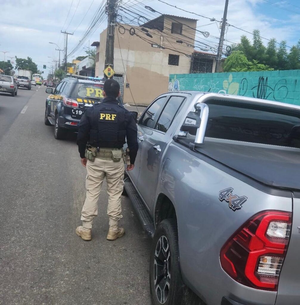 PRF recupera caminhonete de luxo roubada duas vezes em menos de dois anos em Fortaleza