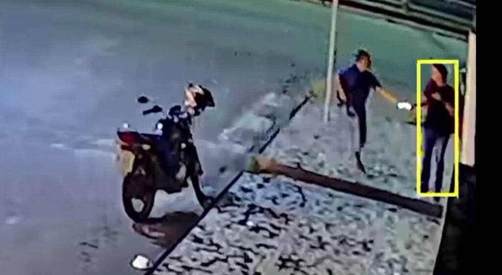 Entregador é vítima de assalto em Fortaleza e tem moto e celular roubados