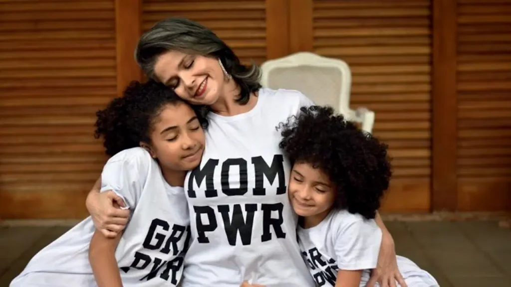 Alunas acusadas de racismo contra filha de Samara Felippo prestarão serviços comunitários