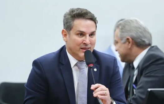 Bolsonaristas criam subcomissão especial do 8/1 em dia de obstrução de trabalhos na Câmara