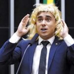 Nikolas Ferreira é condenado a indenizar em R$ 200 mil por discurso transfóbico na Câmara dos Deputados