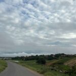 Domingo de altas temperaturas e possibilidade de chuva à noite no Ceará; veja previsão do tempo até terça-feira (29)