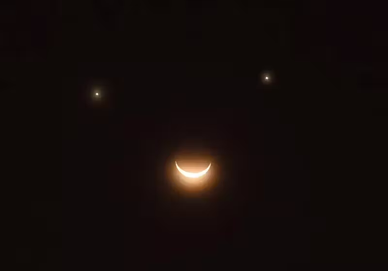 Céu “sorridente”: conjunção entre Lua, Vênus e Saturno poderá ser vista sexta-feira (25)