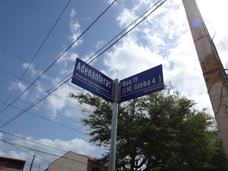 Saiba como solicitar a instalação de placas com nome das ruas em Fortaleza