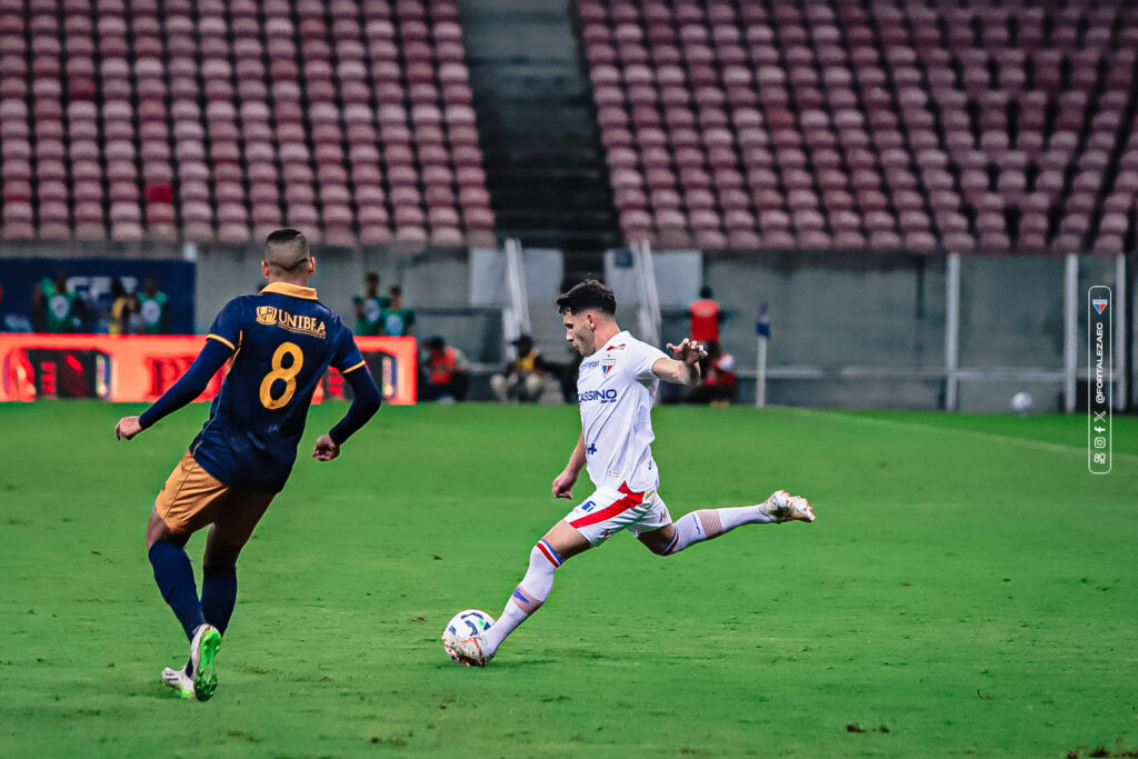 Fortaleza sai atrás no placar, mas arranca empate no final contra o Retrô-PE