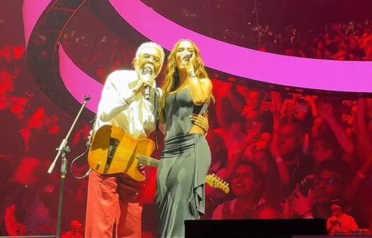 Gilberto Gil canta ‘Aquele Abraço’ com Anitta em show no Rio de Janeiro